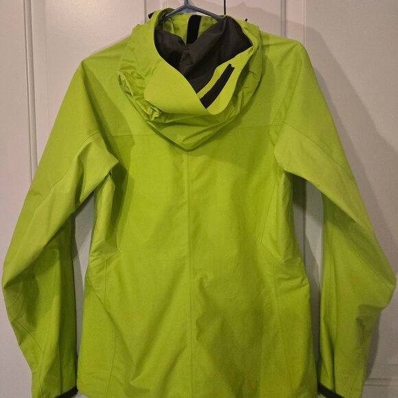 Women's Arcteryx goretex ski shell jacket size M - Picture 2 of 4